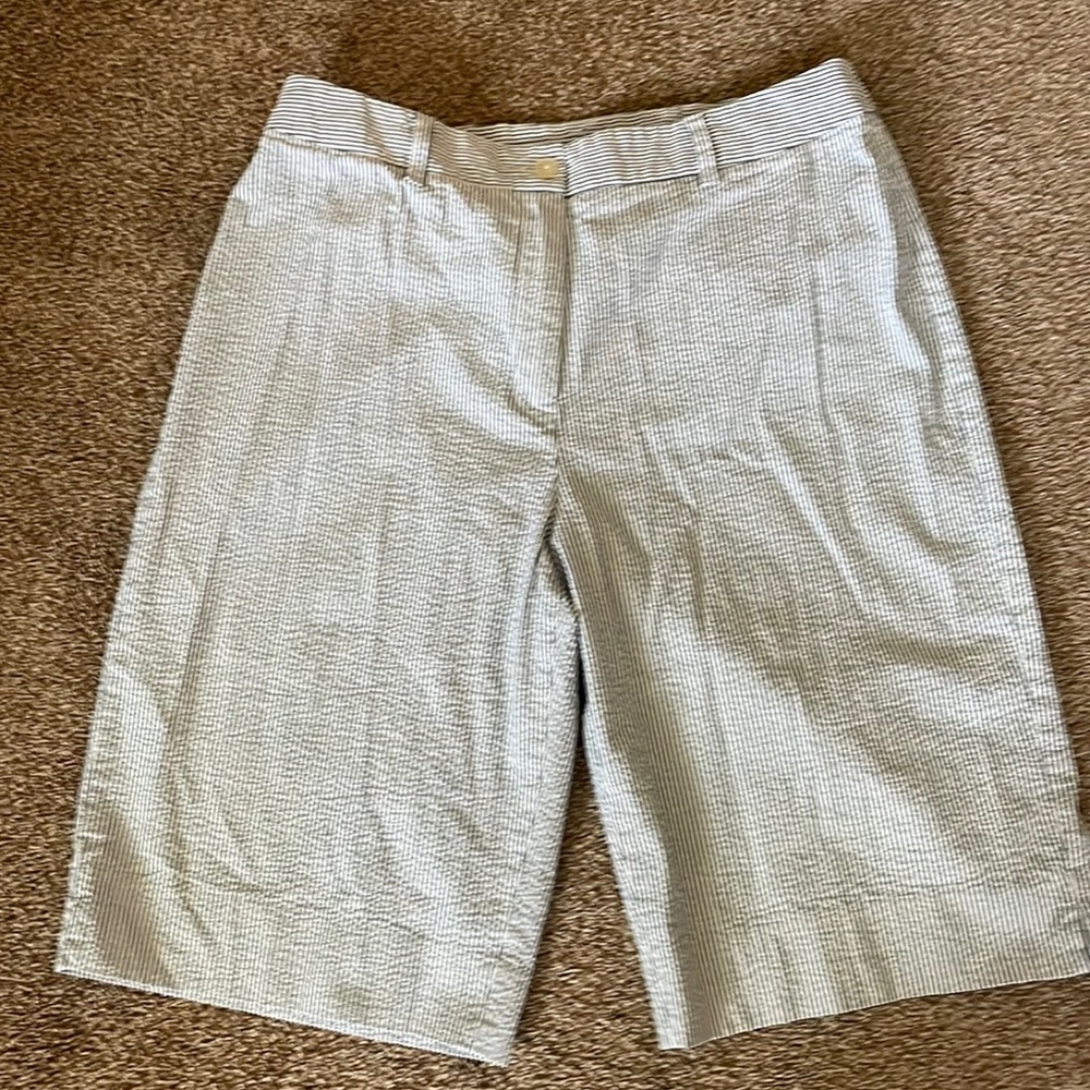 Jones New York striped seersucker shorts 8